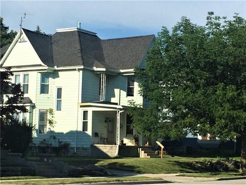 301 E Mechanic St