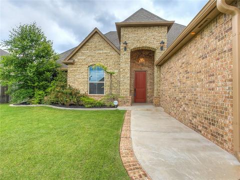 17428 Locust Grove Ln