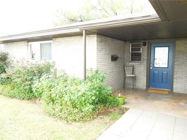 113 E 11th