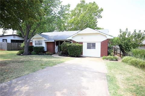 1817 Hardy Dr