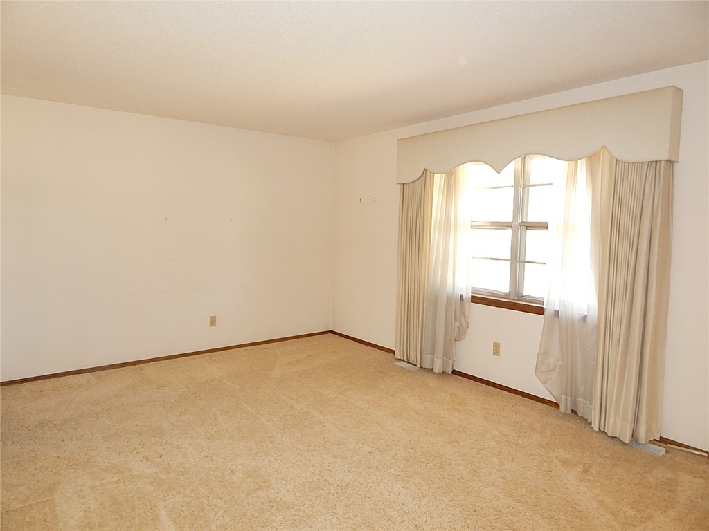 For Sale: 624 E 26th St Edmond, OK 73013