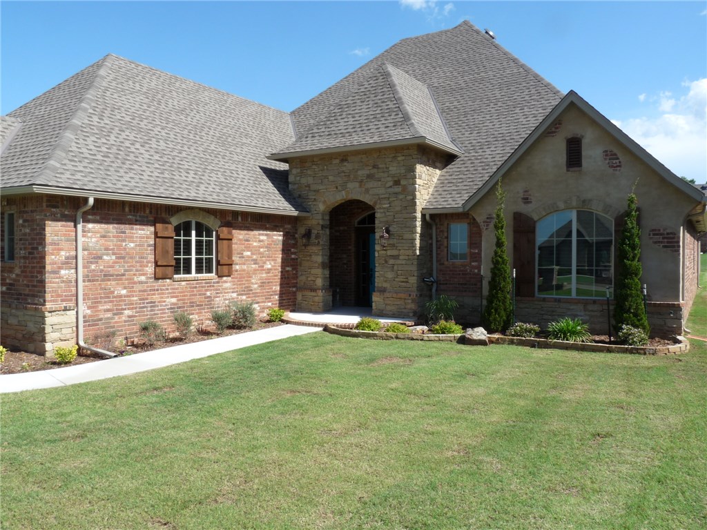 For Sale: 12706 Forest Ridge Dr Choctaw, OK 73020