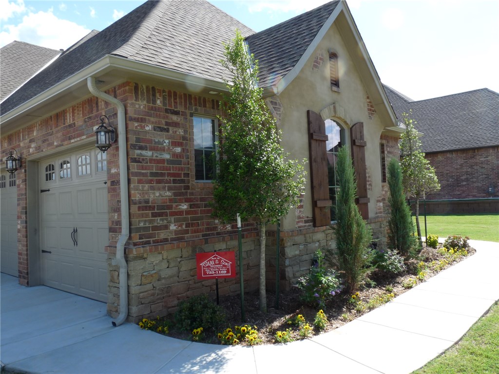 For Sale: 12706 Forest Ridge Dr Choctaw, OK 73020