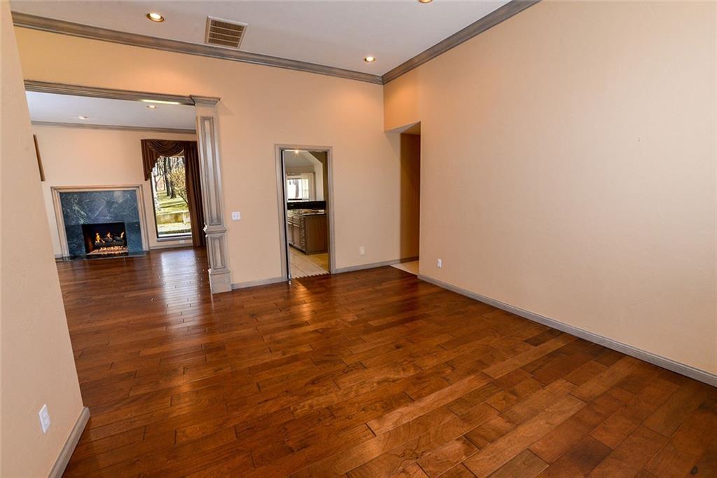 2618 E Pawnee Xing