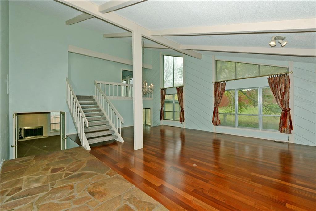 1018 Sunny Brook Dr