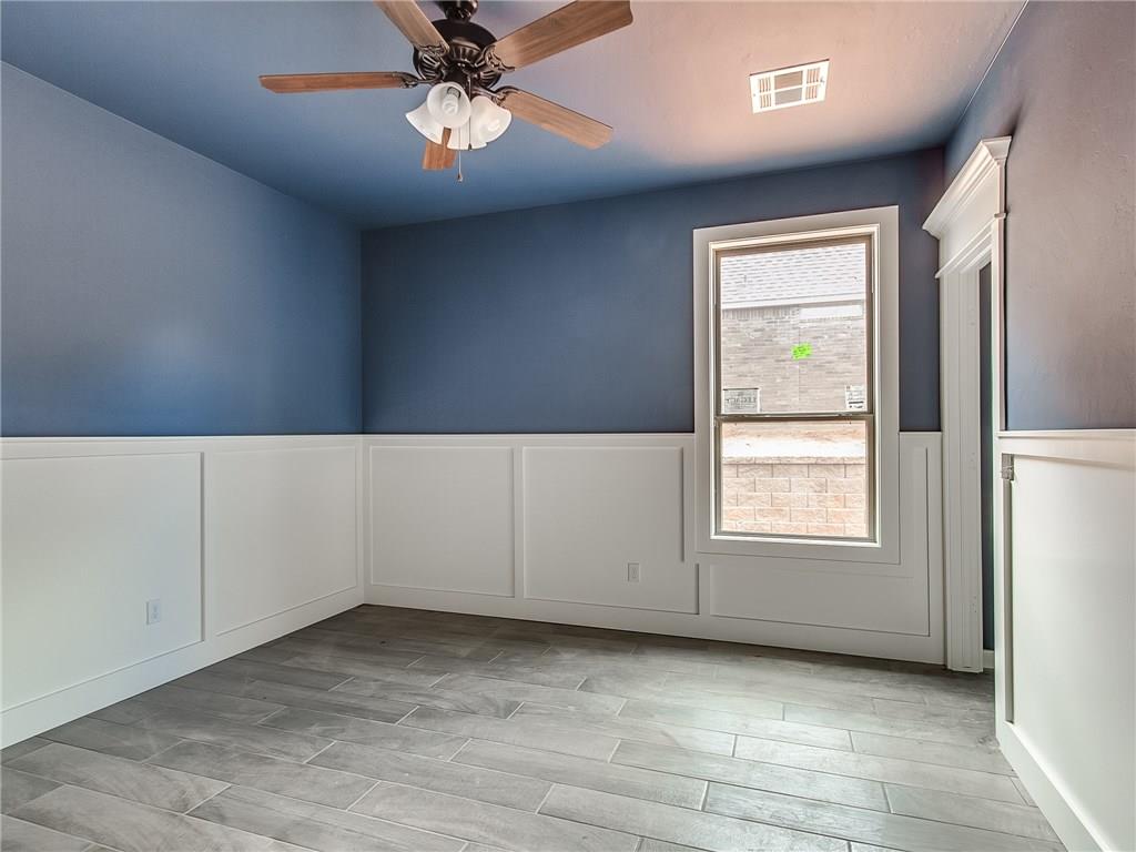 1906 Ella Ct