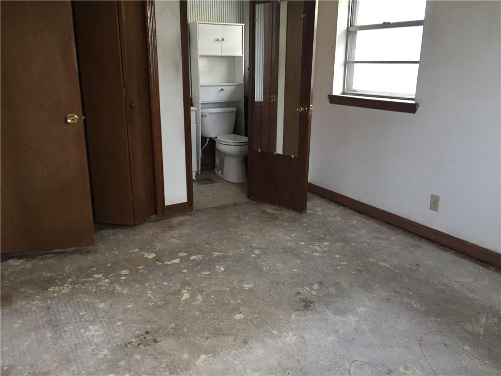 111 W Ridge Rd