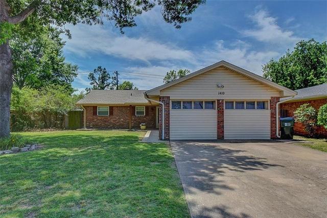 1717 Hazelwood Dr