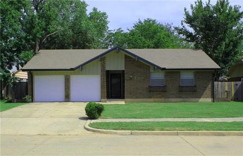 610 Albany Pl