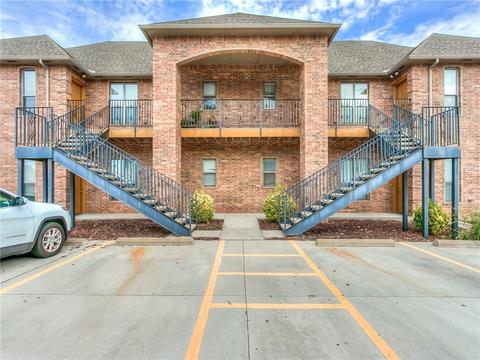 610 Albany Pl