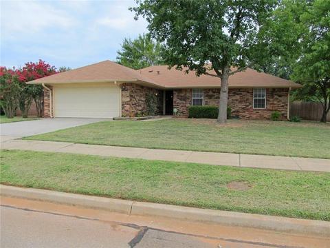 2405 Arbor Dr