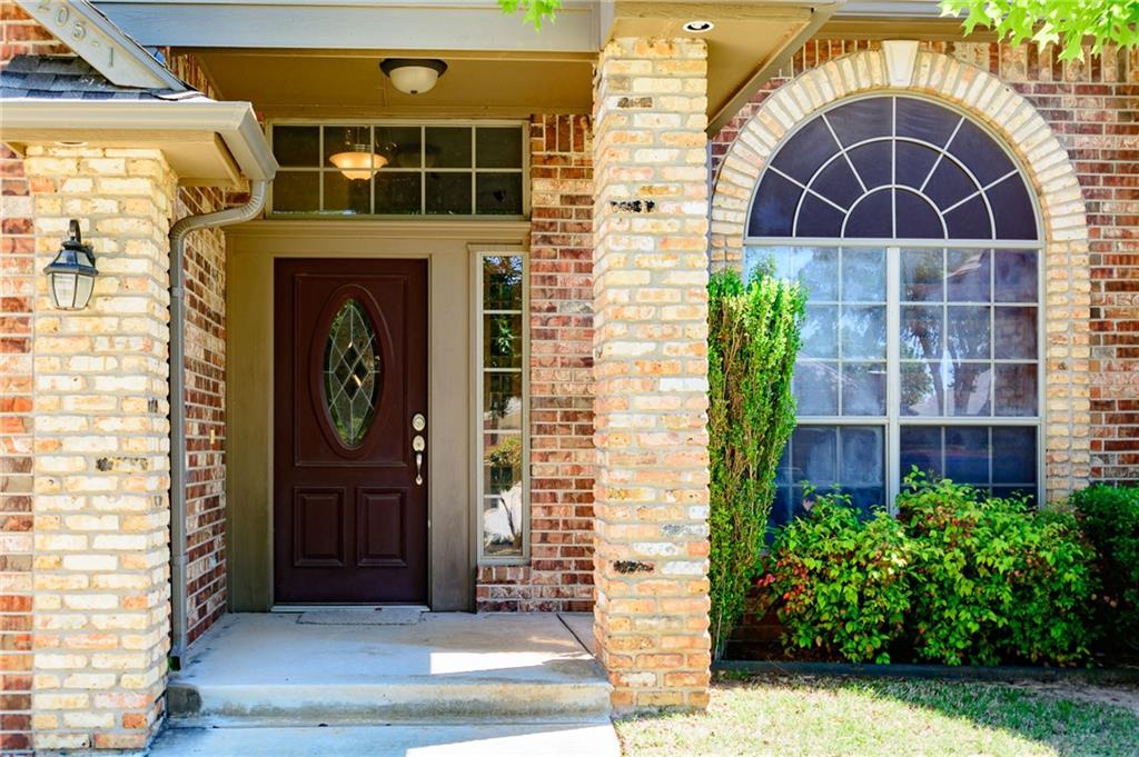 2802 Walnut