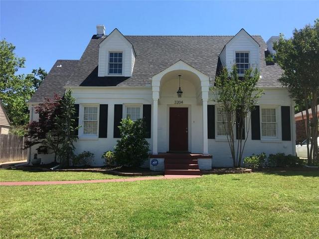 2105 NW 17th St
