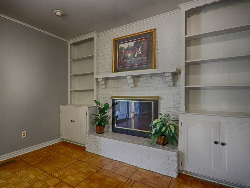 4134 NW 62nd St