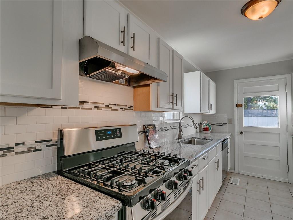 3148 NW 42 St