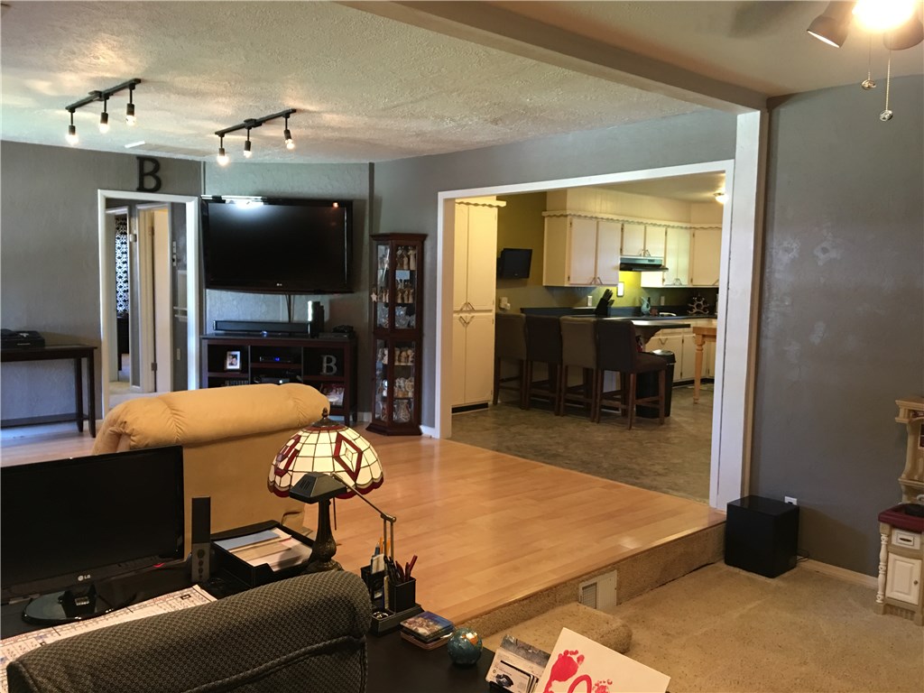 4332 16th Oklahoma City, OK 73115