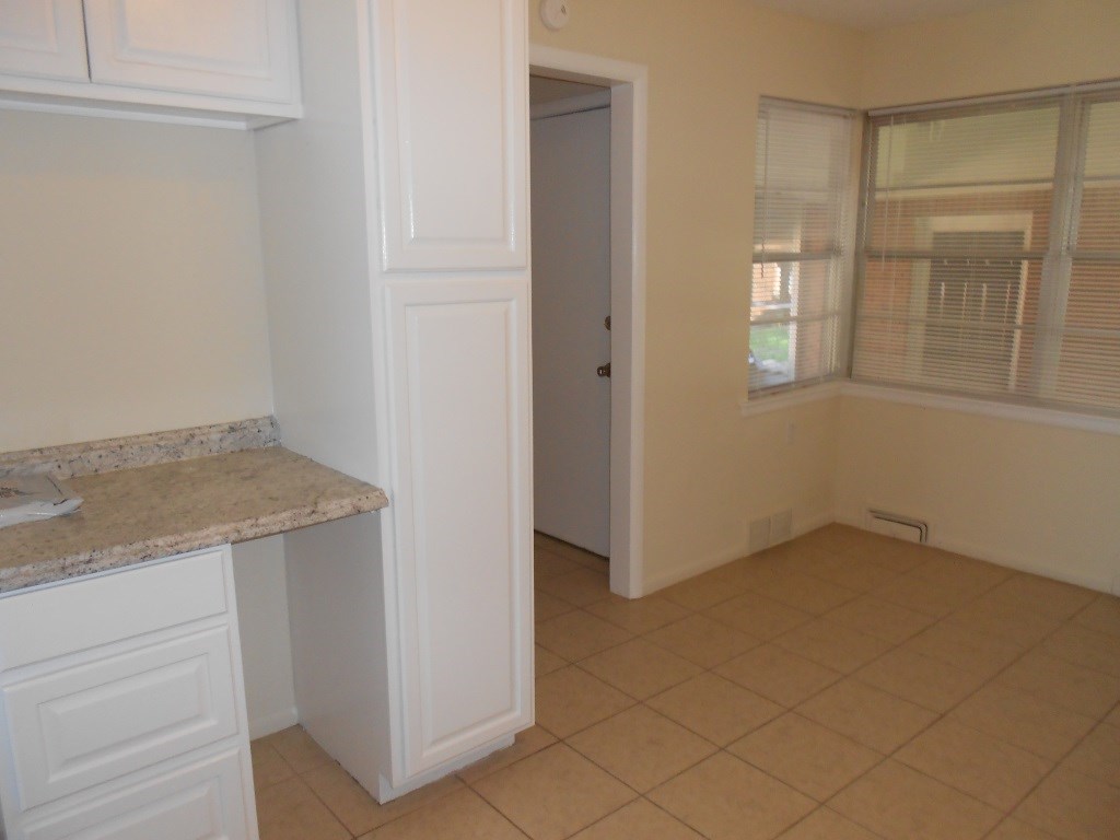 3240 NW 68th