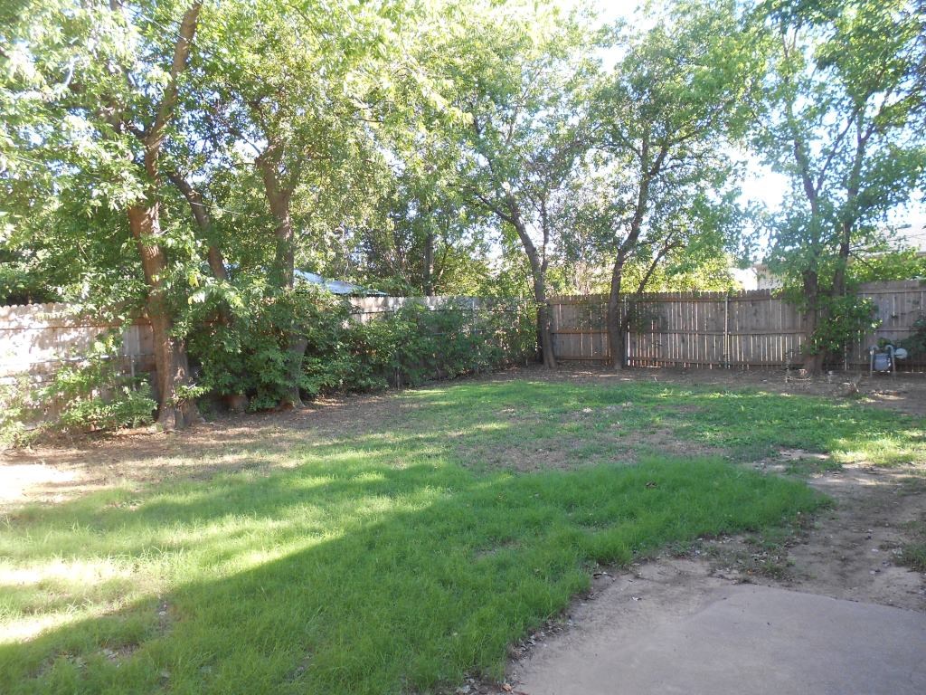 3240 NW 68th