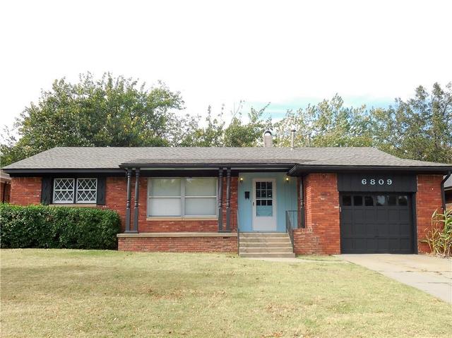 6809 N Independence Ave
