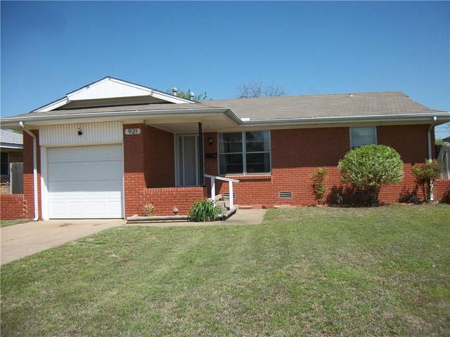 112 W Marshall Dr