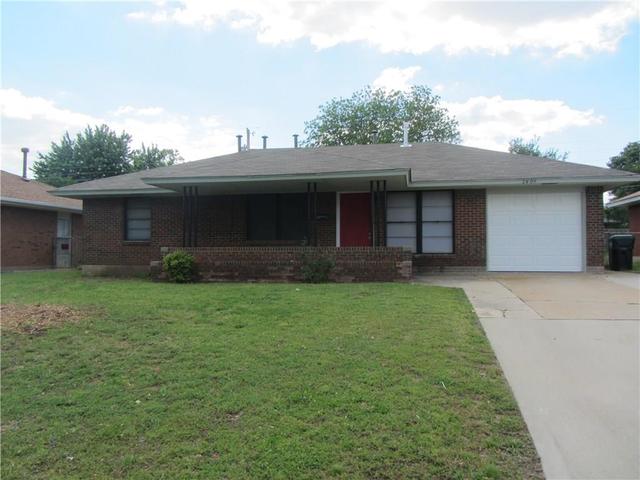 112 W Marshall Dr