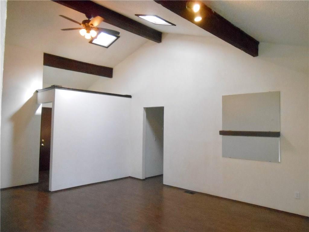 10603 White Oak Cyn
