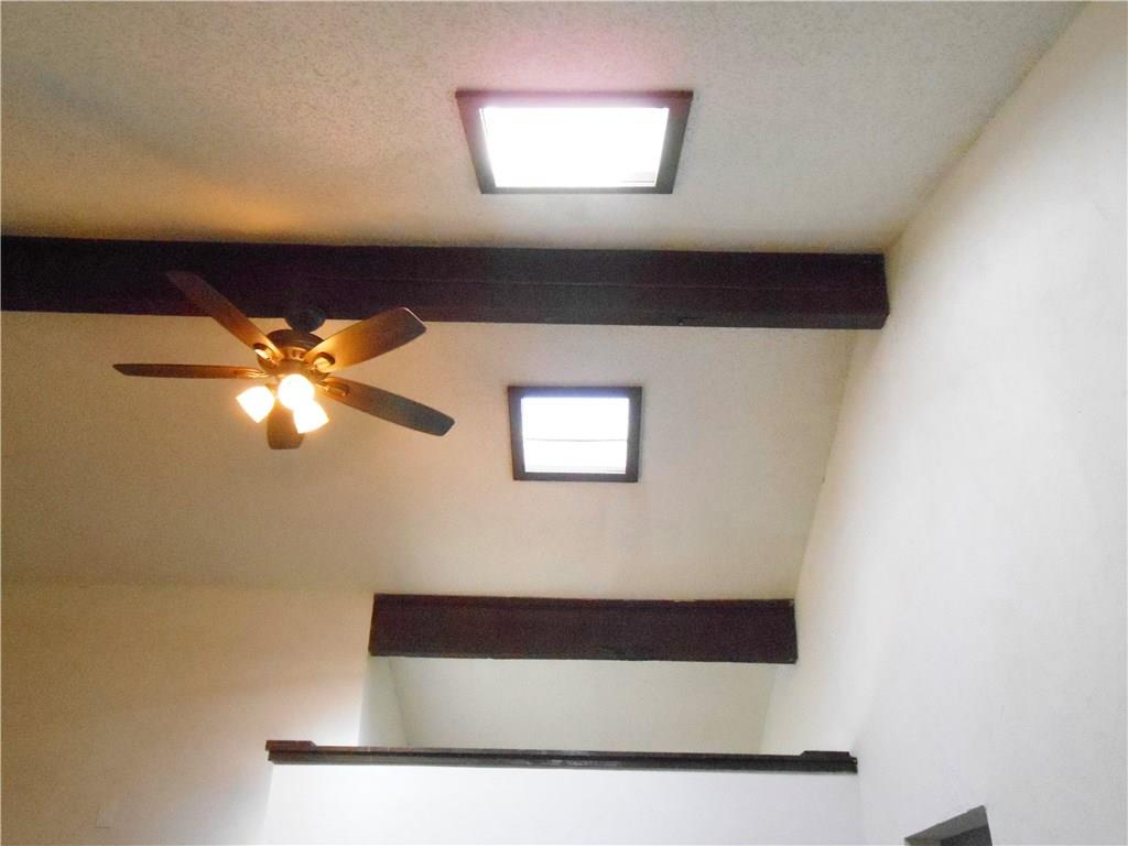 10603 White Oak Cyn