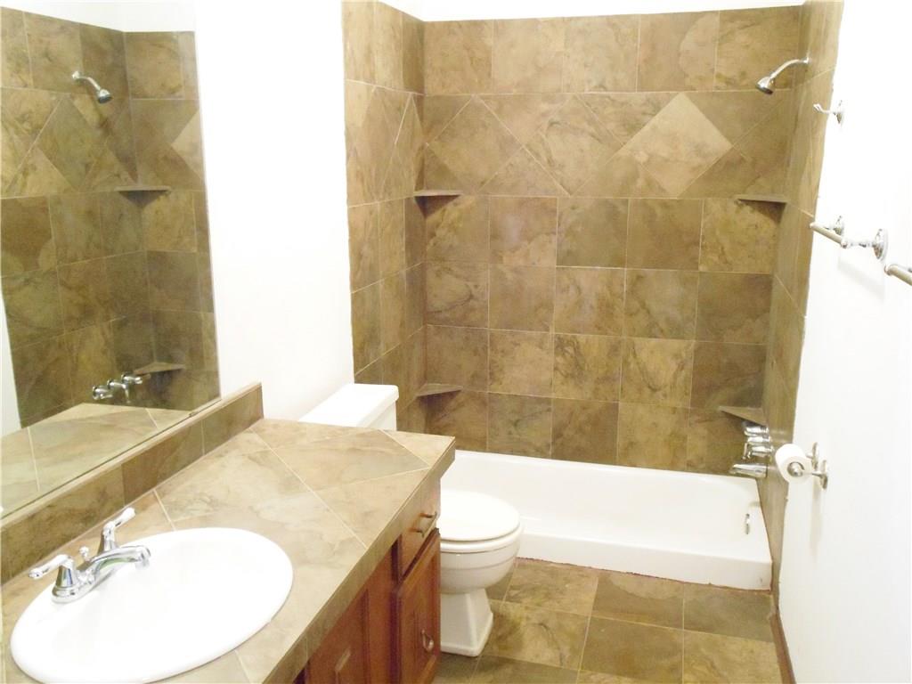 10603 White Oak Cyn