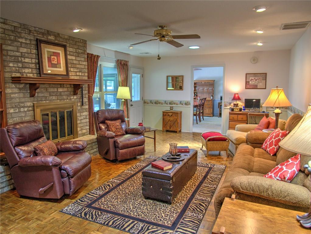 For Sale: 5812 NW 86th St Oklahoma City, OK 73132