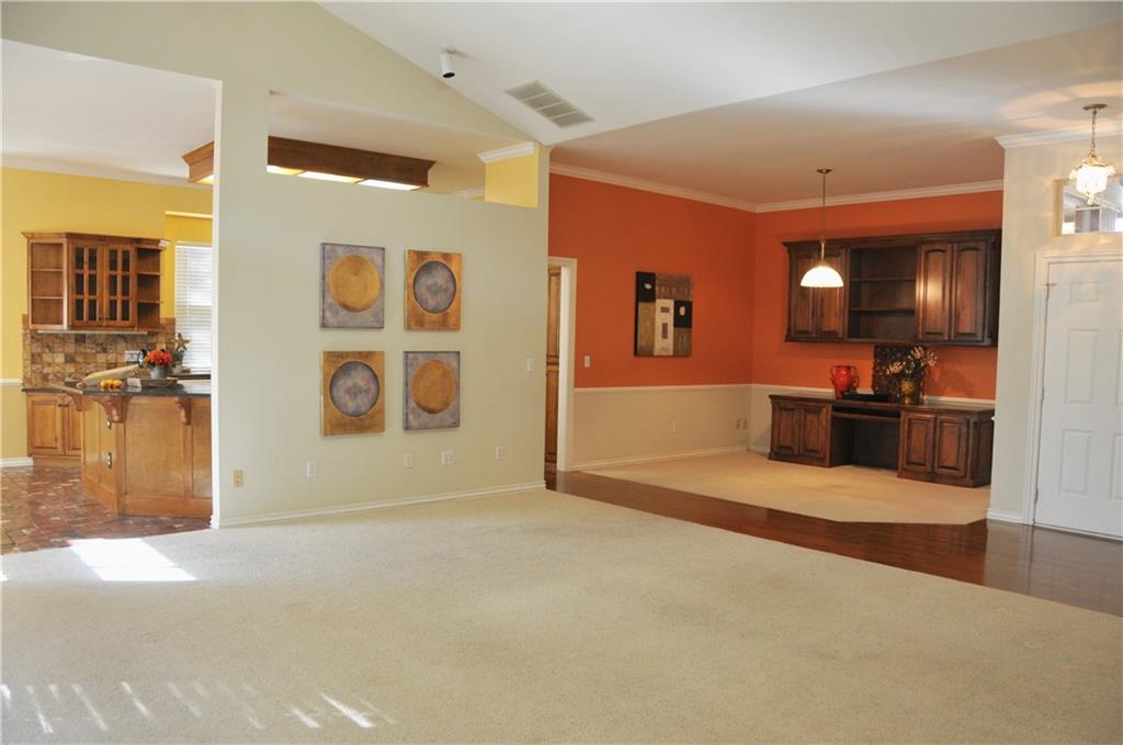 8320 NW 70th St
