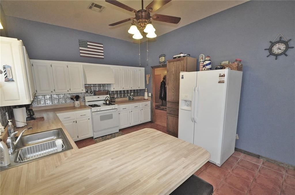 8101 Jason Dr