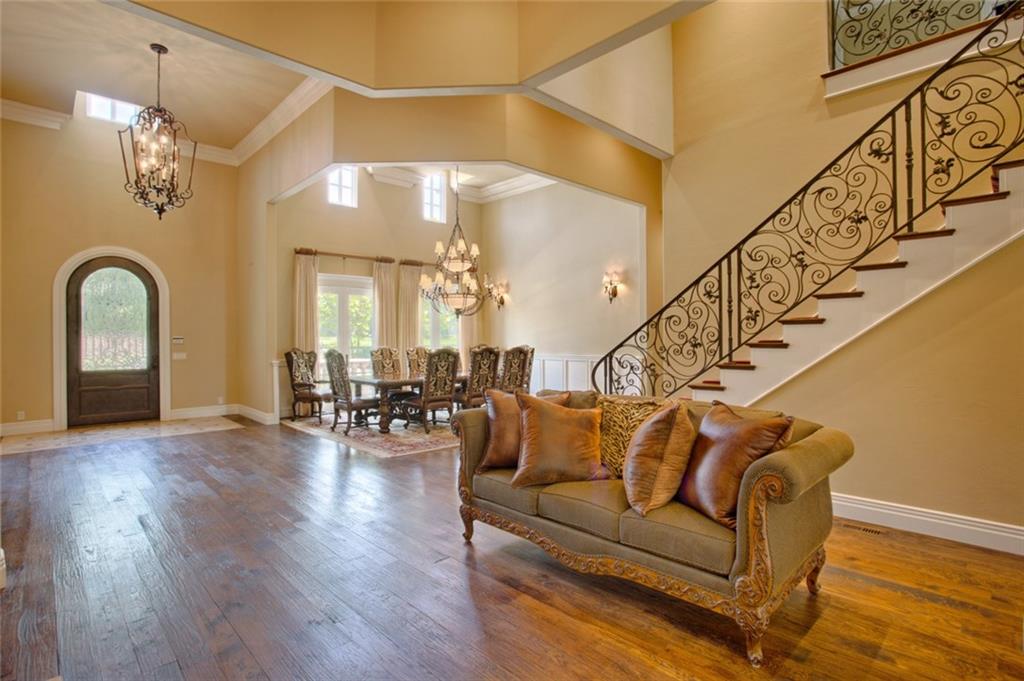 14901 Laurin Ln