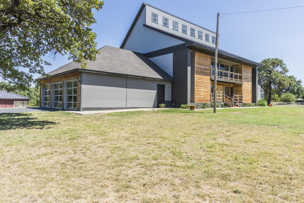9300 Acre View Dr