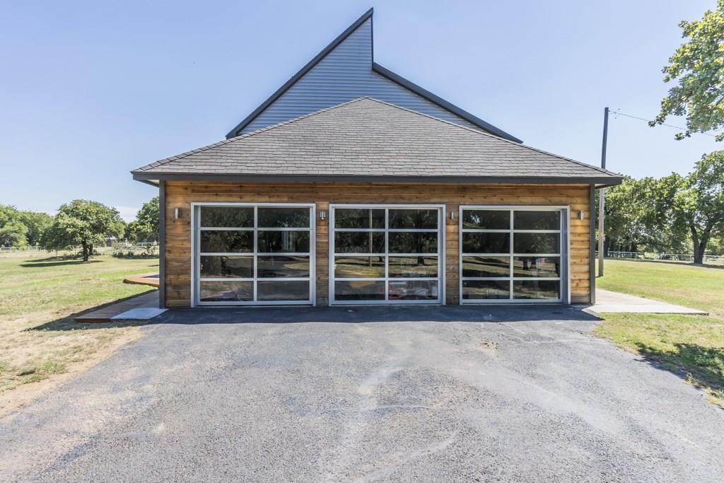 9300 Acre View Dr