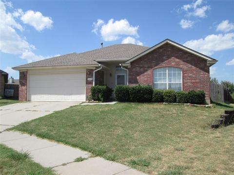 2205 SW 94th Ter