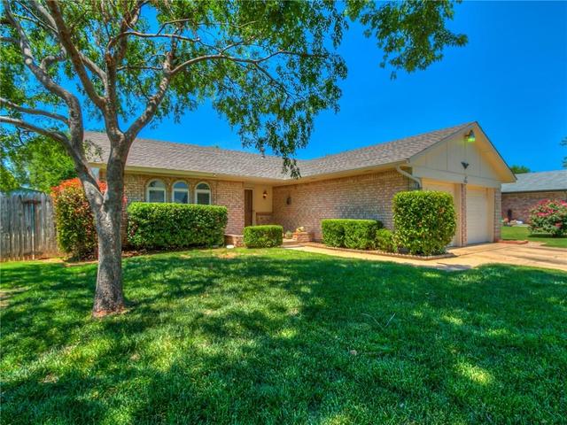 1001 E East Hills Dr