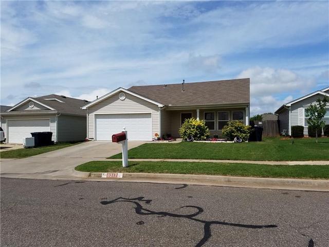 1001 E East Hills Dr