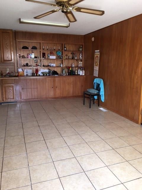 123 Currell