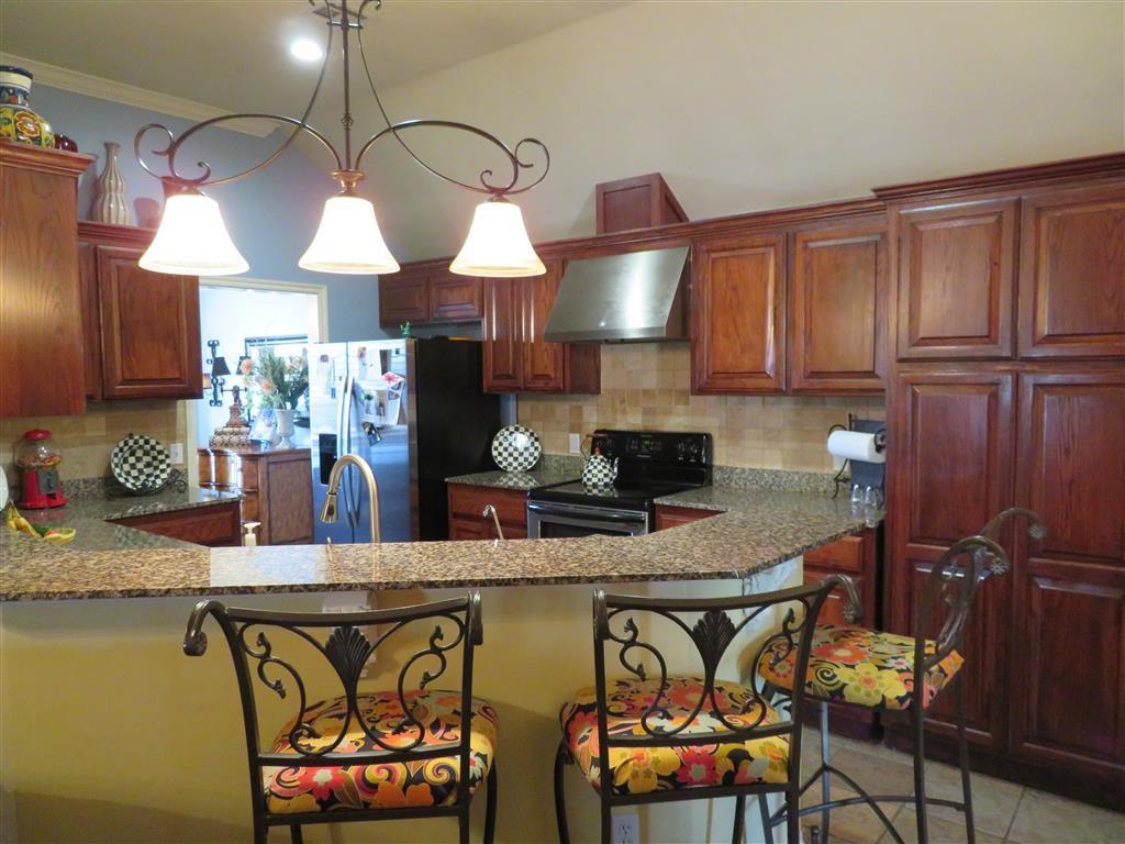 38 Crestwood Ter