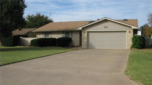 903 N Peace Ave
