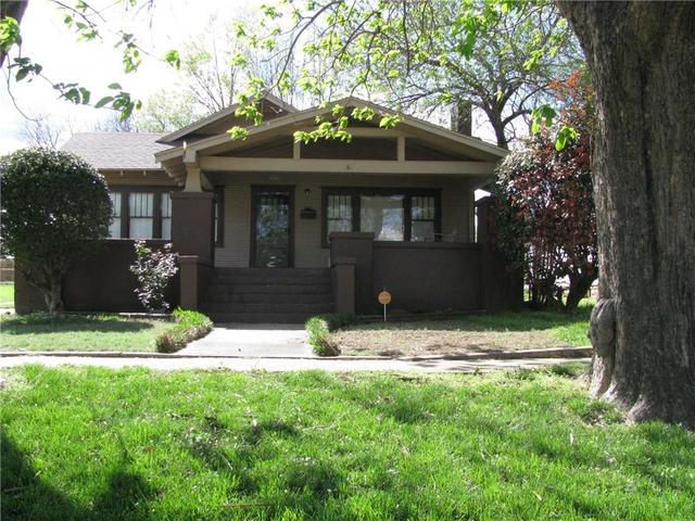 319 W 5th
