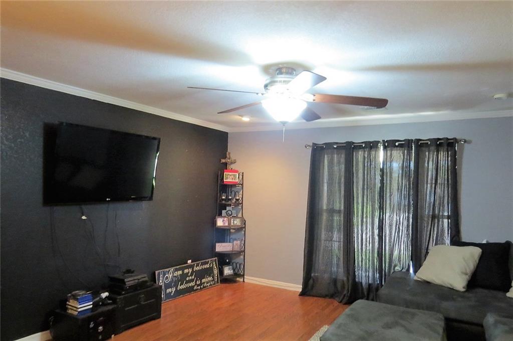 12302 Kings Rd
