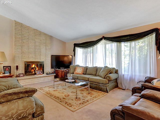 For Sale: 5570 SW 164th Ct Beaverton, OR 97007