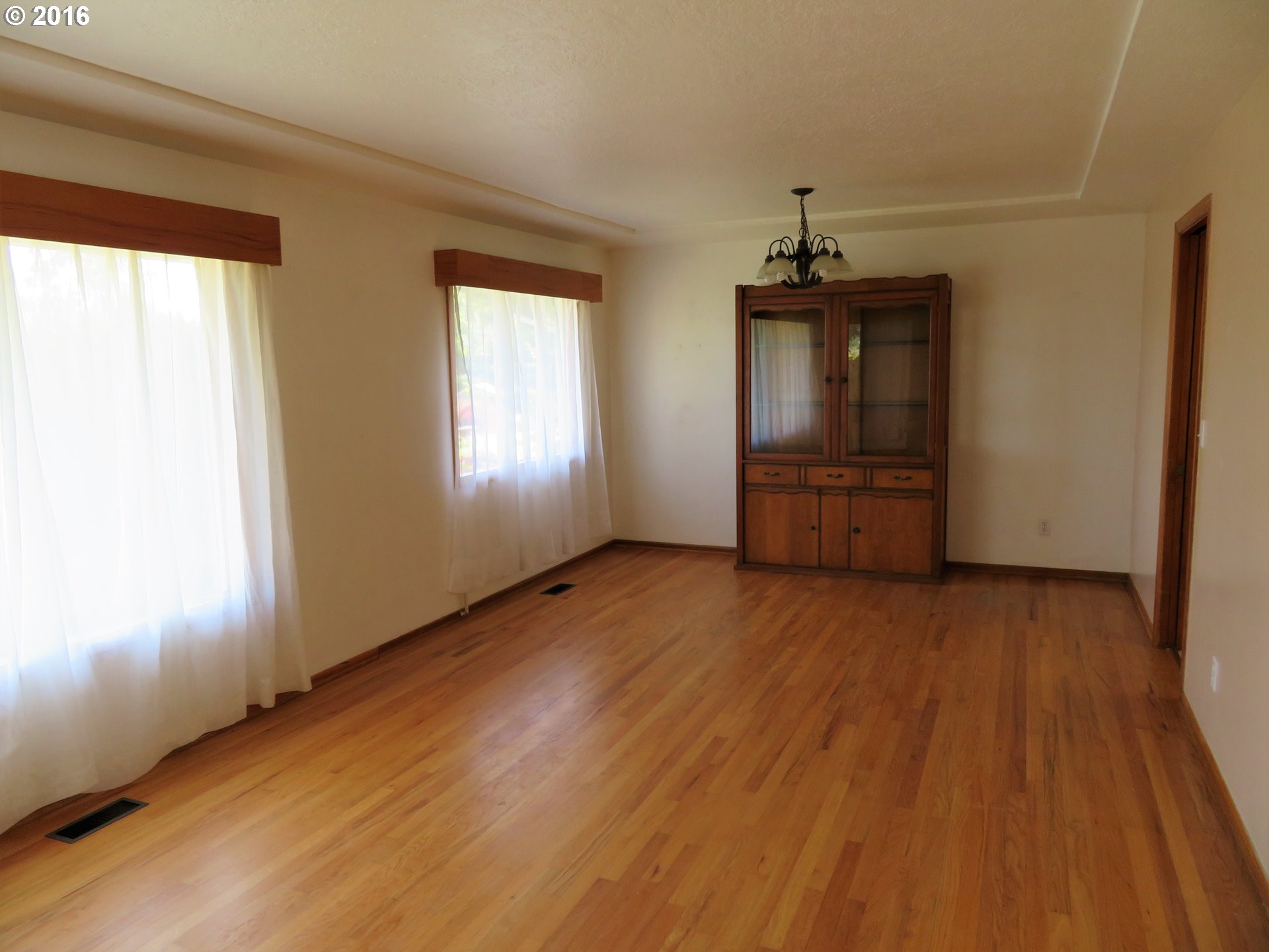 For Sale: 18409 SE Tibbetts Ct Gresham, OR 97030