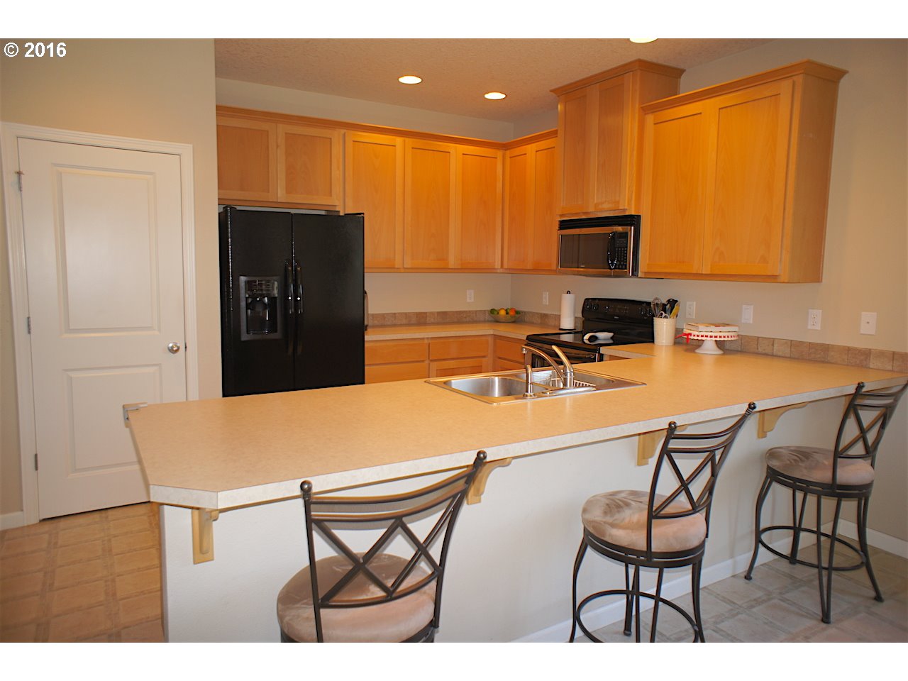 For Sale: 4526 Dorsey Dr Hubbard, OR 97032