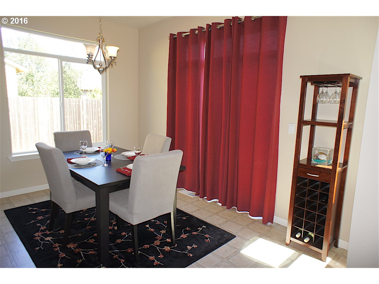 For Sale: 4526 Dorsey Dr Hubbard, OR 97032