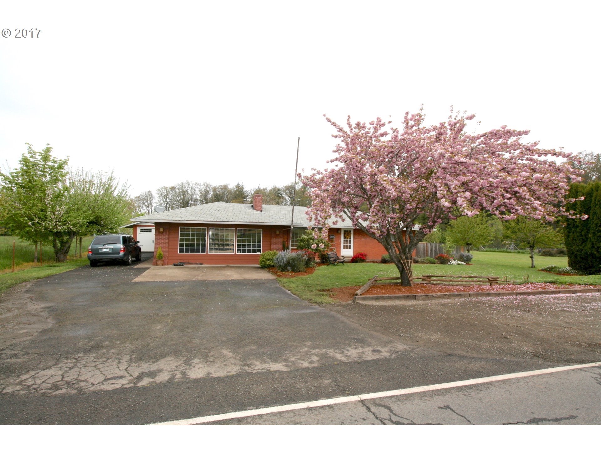 1760 Toliver Rd