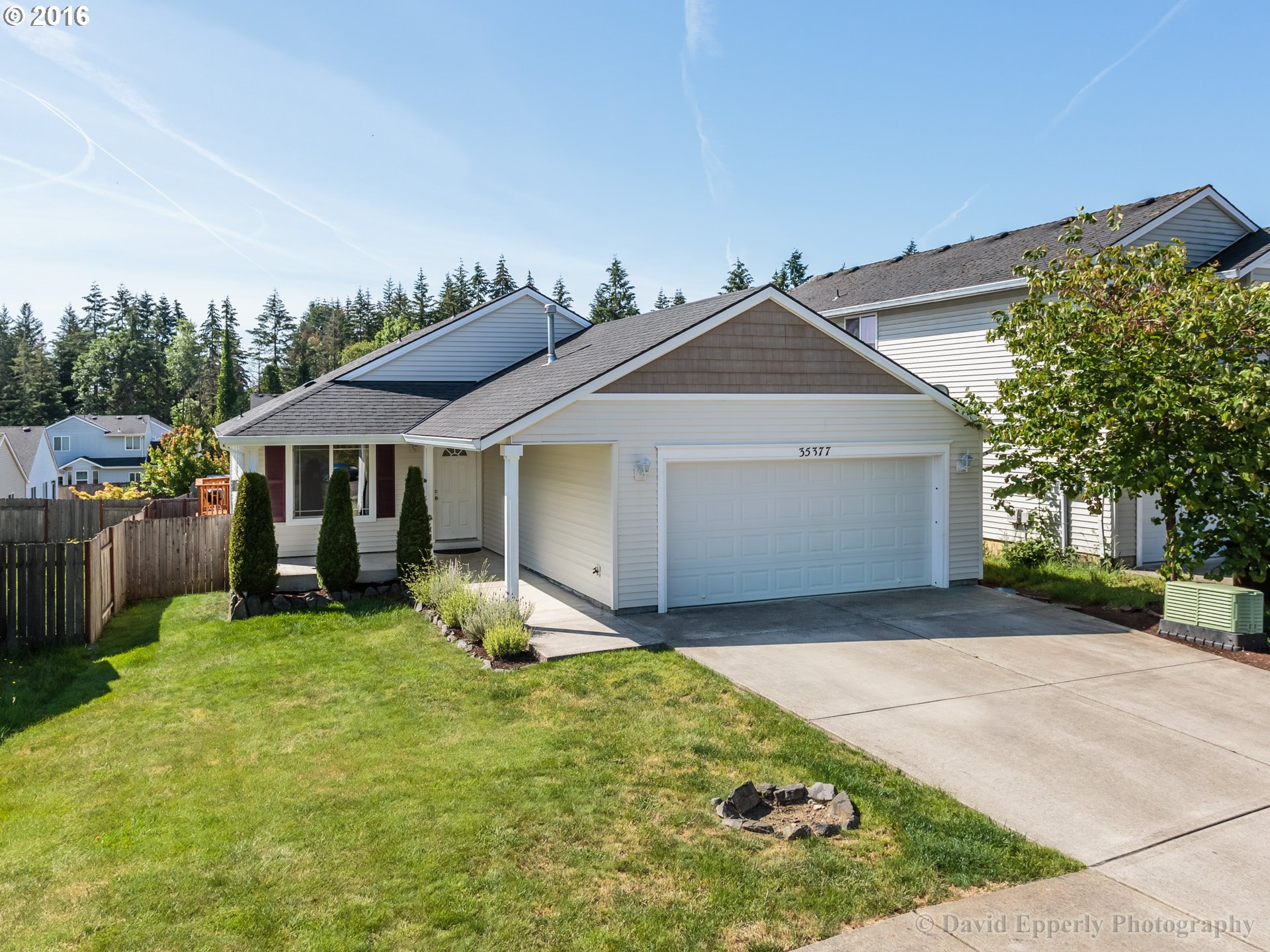 For Sale: 35377 Helens Way Saint Helens, OR 97051
