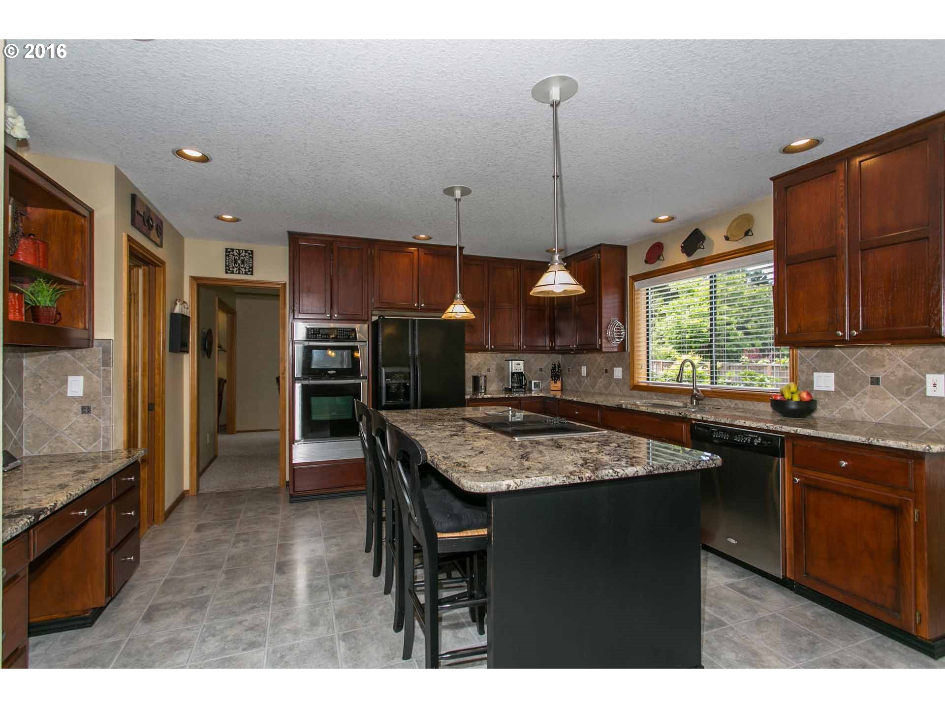 For Sale: 20655 SW Kawanda Ct Tualatin, OR 97062