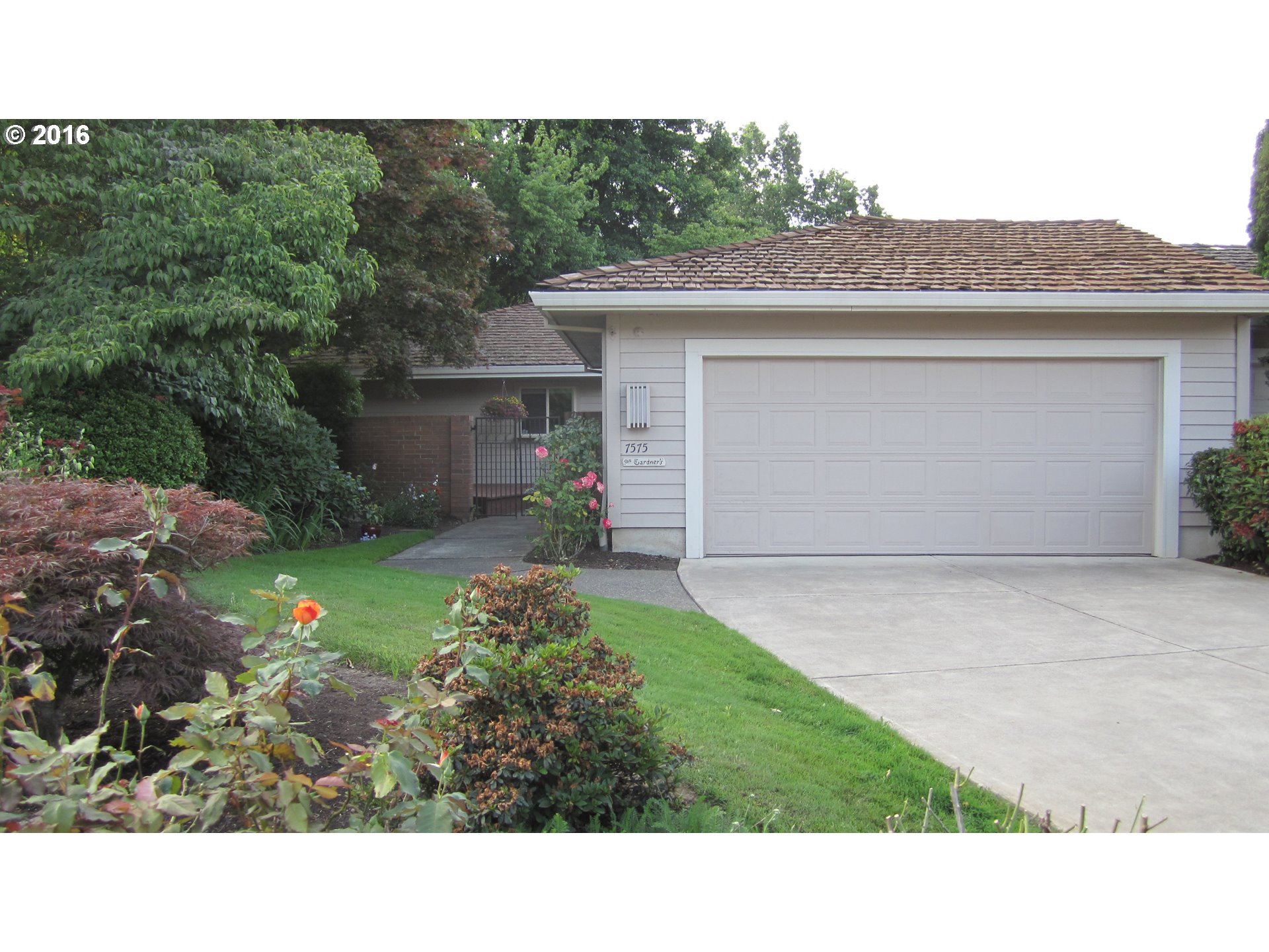 For Sale: 7575 SW Middle Greens Rd Wilsonville, OR 97070